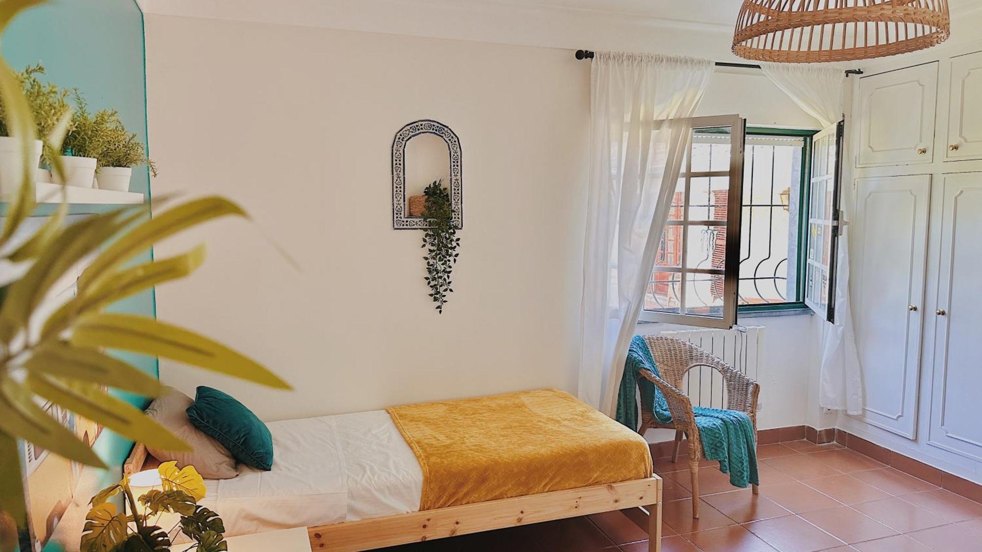Coastal Garden Paradise Retreat- 6 Min From The Beach Charneca  Bagian luar foto