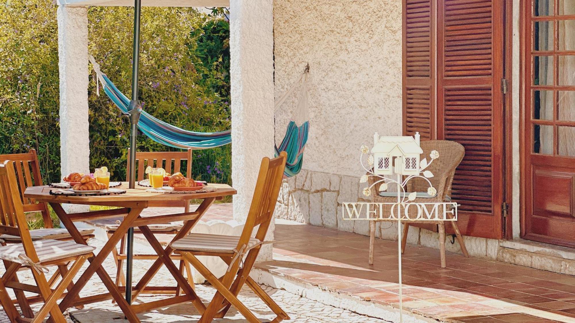 Coastal Garden Paradise Retreat- 6 Min From The Beach Charneca  Bagian luar foto
